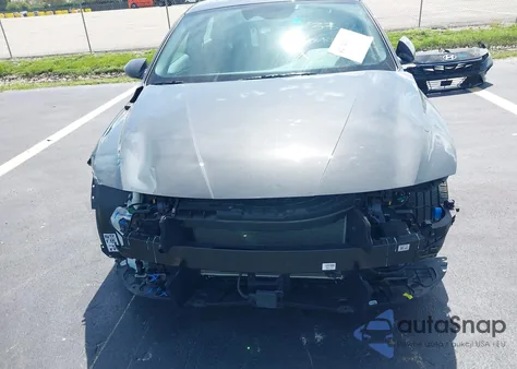 2025 Hyundai Elantra Sel Convenience z USA, uszkodzony, nr VIN KMHLS4DG6SU945807